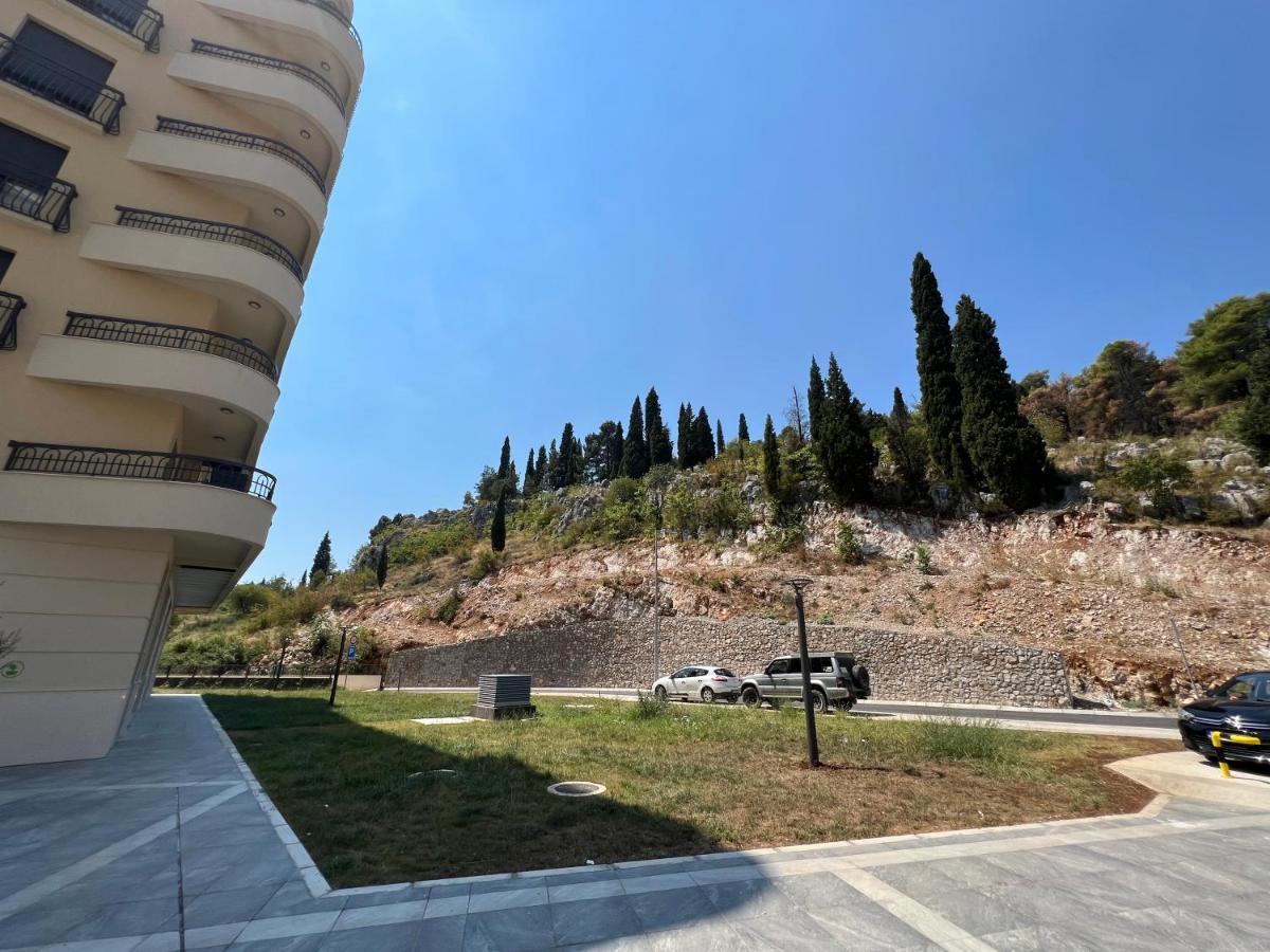 Green Hills By Rent A Car Mi Podgorica Ngoại thất bức ảnh